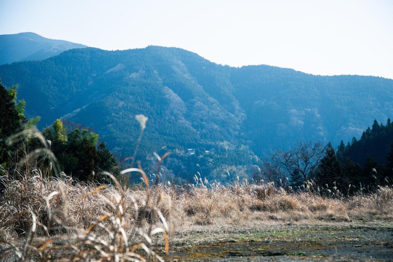 山の中の一棟貸切宿 五番地 Nambu (Yamanashi) Buitenkant foto